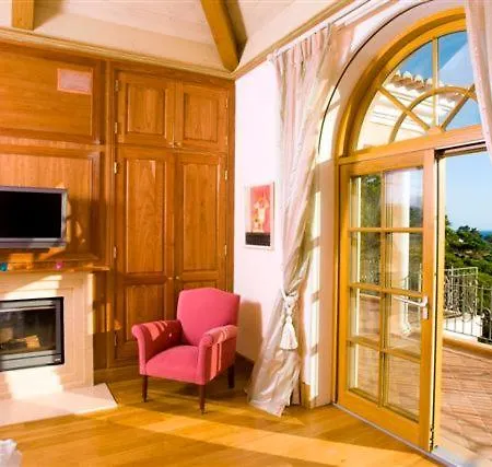 Sleeps 8 Pool Air Con T479945 *