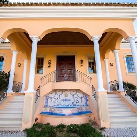 Sleeps 8 Pool Air Con T479945 Villa *