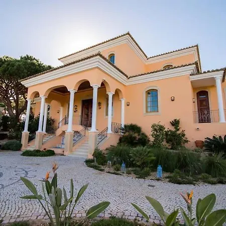 Sleeps 8 Pool Air Con T479945 Villa *